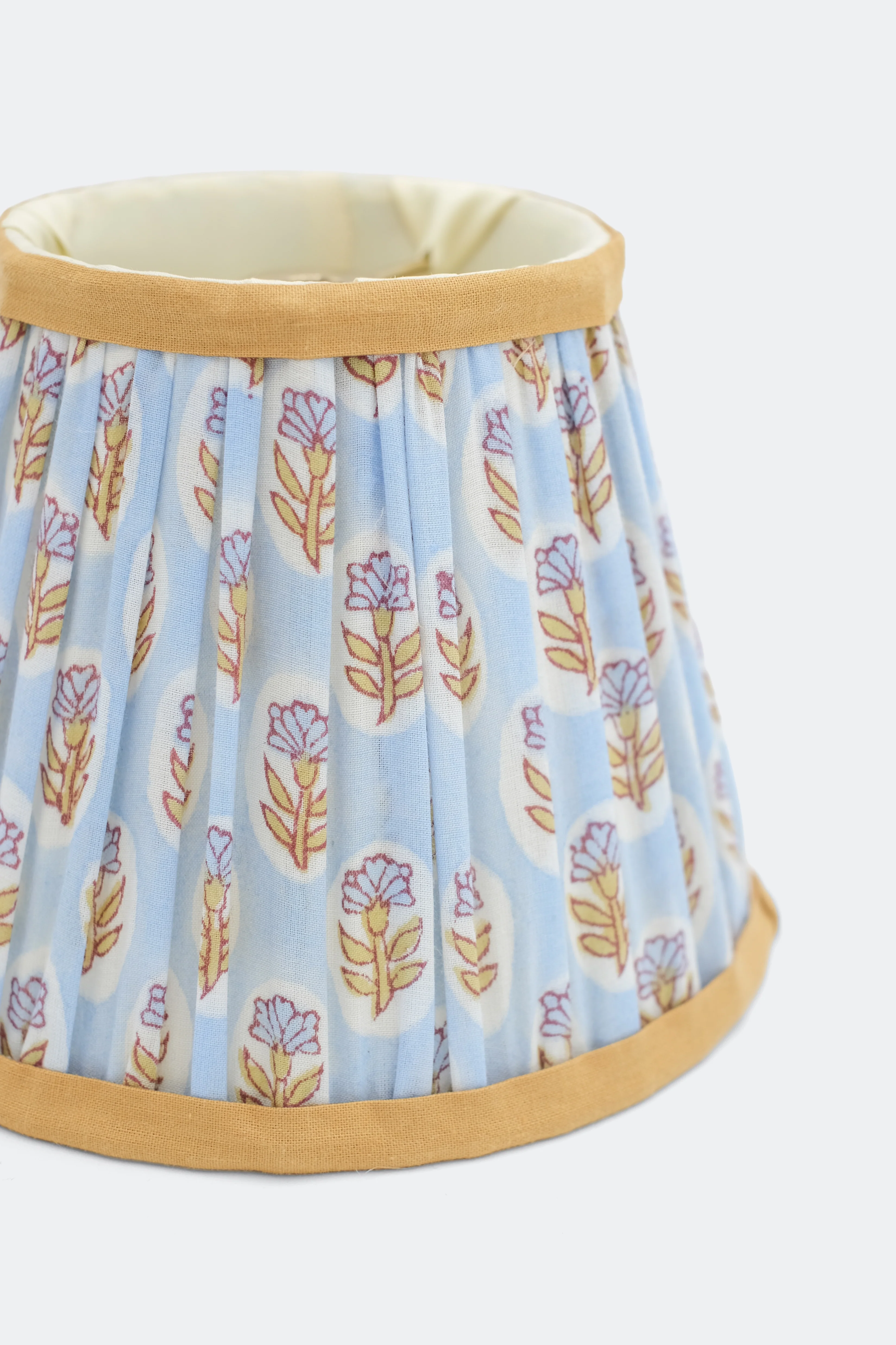 6" Mini Pleated Blockprint Lampshade — Sky Blue Daisies - Image 4