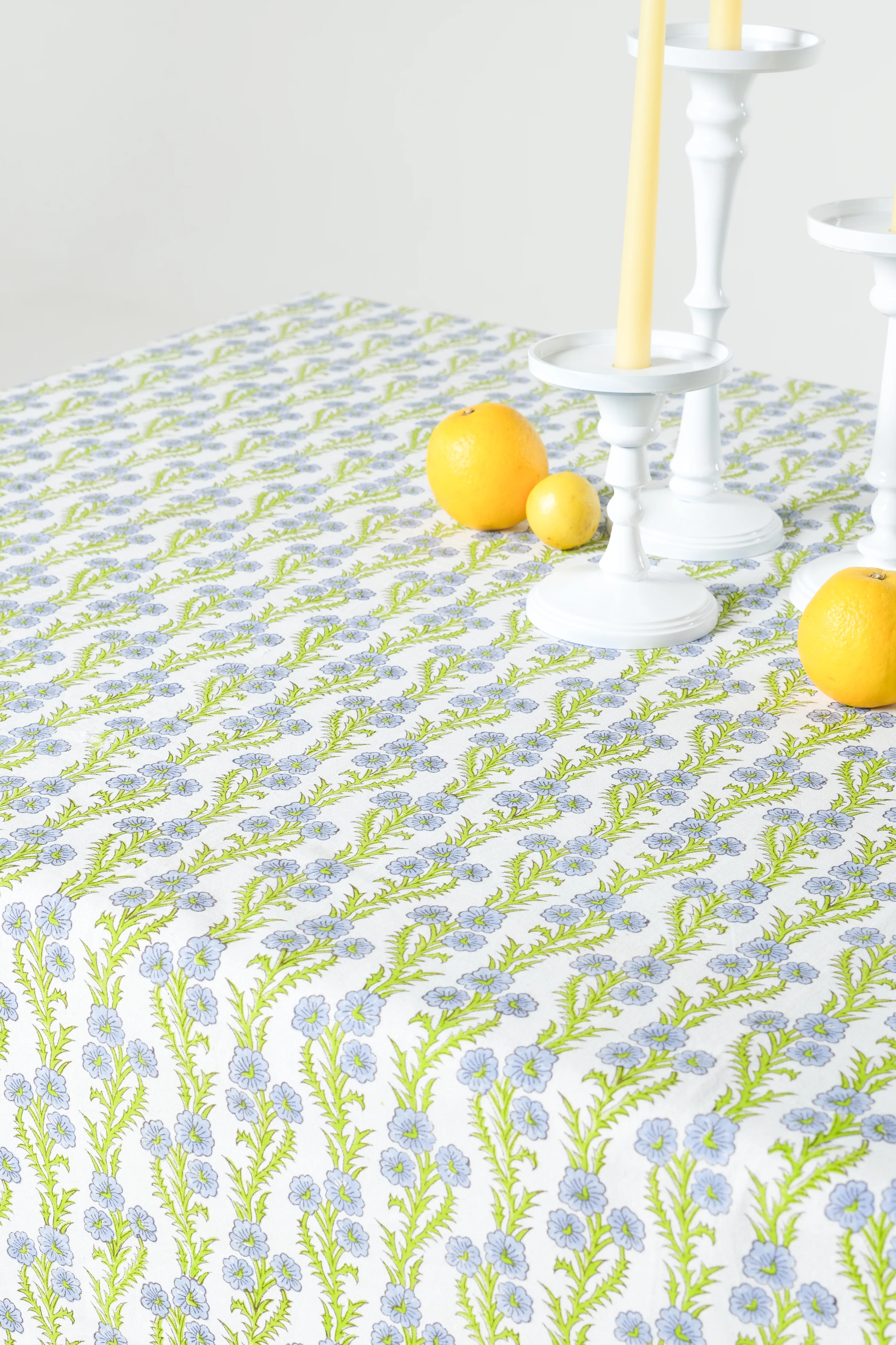 Forget-Me-Not Scallop Embroidered Blockprint Tablecloth - Image 5